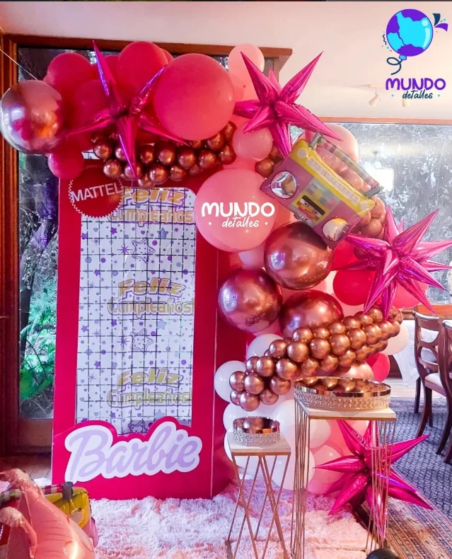 Decoración Barbie en Santiago con globos orgánicos